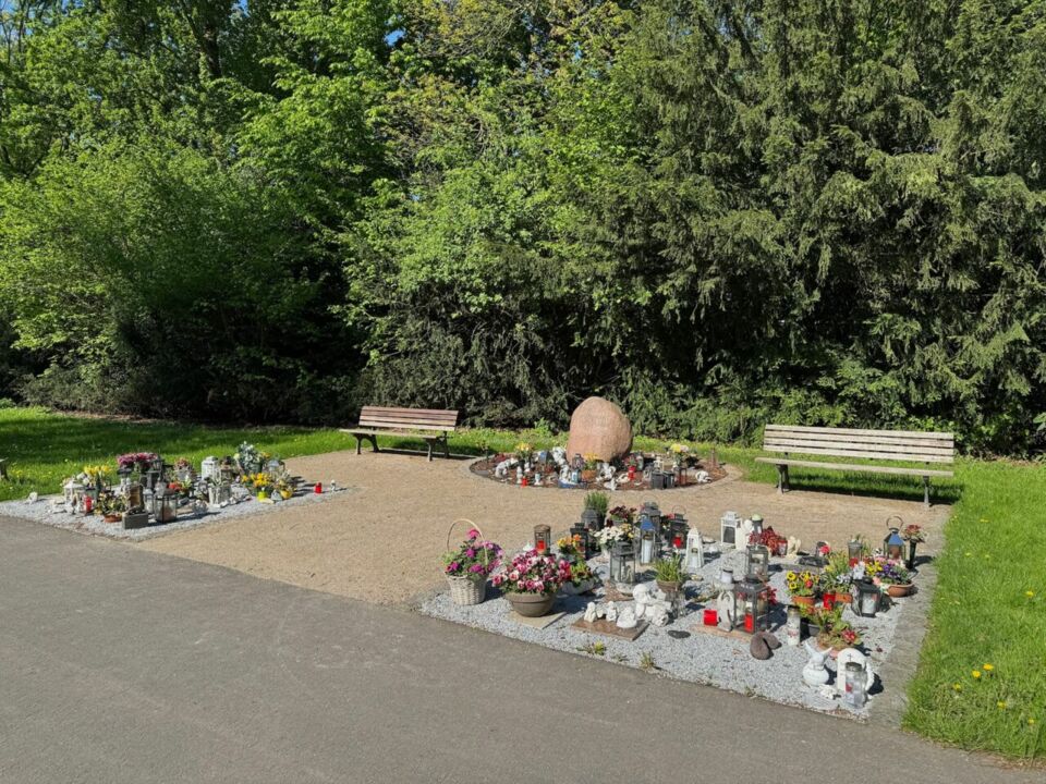 Reihengrab Urne anonym - Hauptfriedhof Bochum, Freigrafendamm