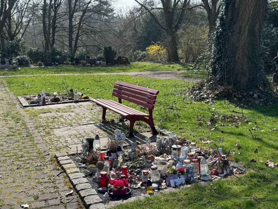 Reihengrab anonym Urne - Friedhof Bochum-Werne